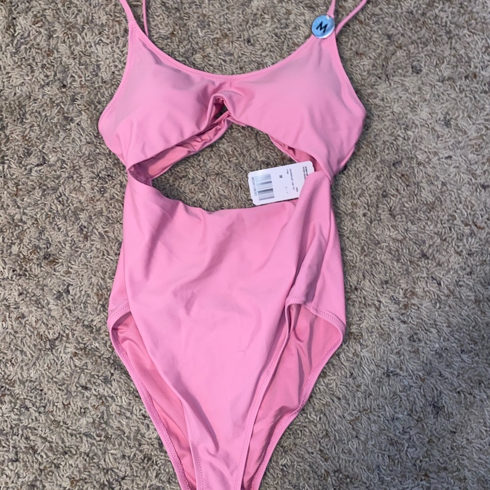 Forever 21 full piece bathing suit, never worn.